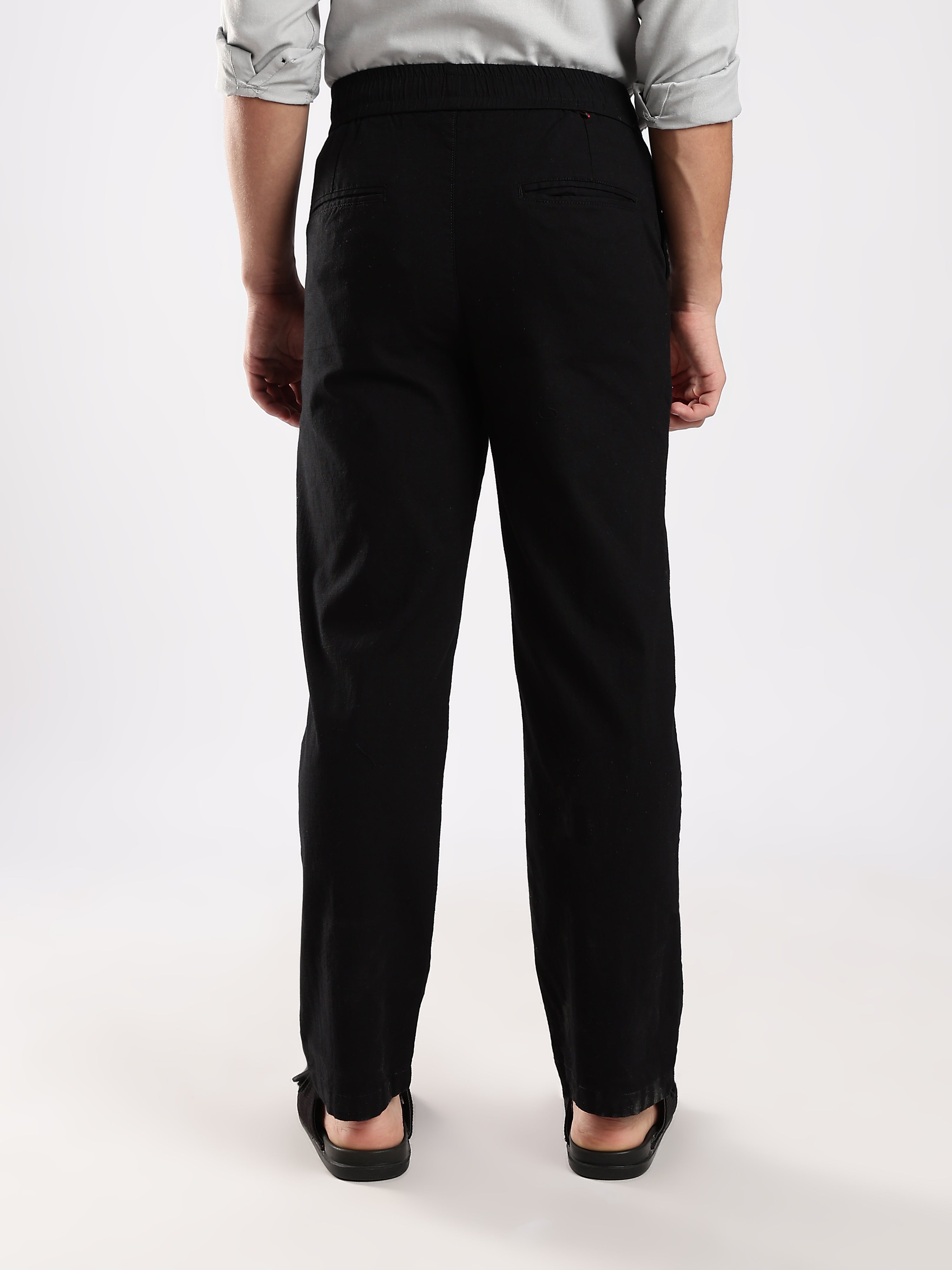 Dredge Men’s Black Linen Blend Relaxed Fit Casual Trousers